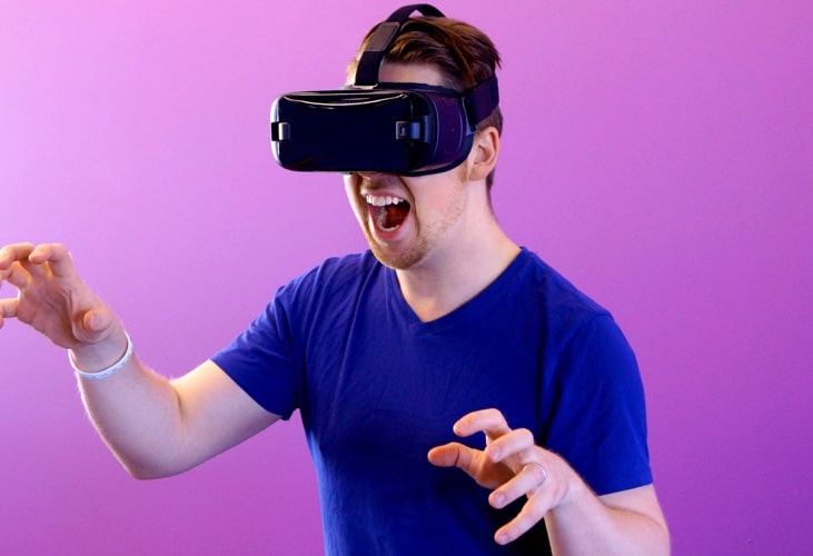 image with vr glasses